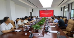 供熱行業(yè)標(biāo)準(zhǔn)編制組參觀考察長(zhǎng)輸項(xiàng)目